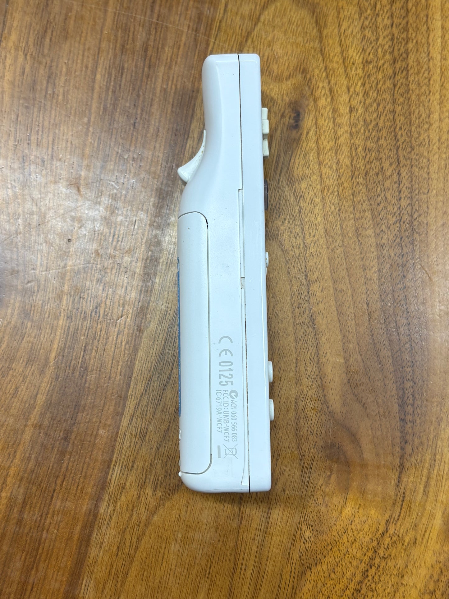 Wii Remote (Wiiリモコン) [Wii] <remote only> Japanese Import NTSC-J {used}